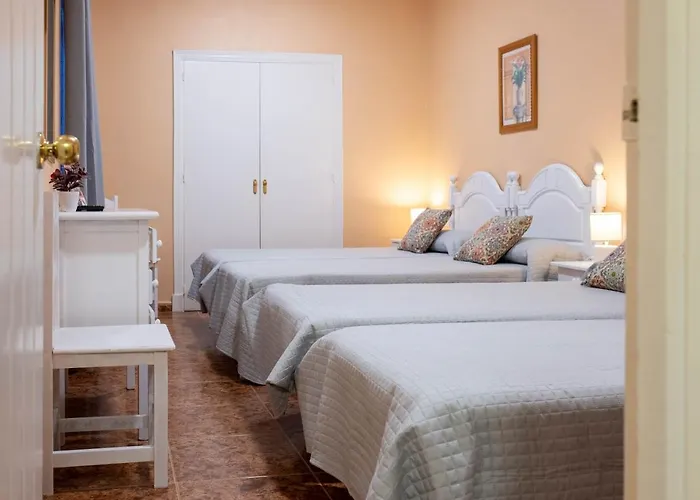 Guest house Sanvi Xerez Centro 2*